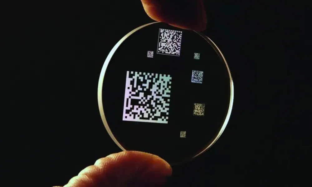 Transparent sapphire sample with laser-marked Data Matrix codes